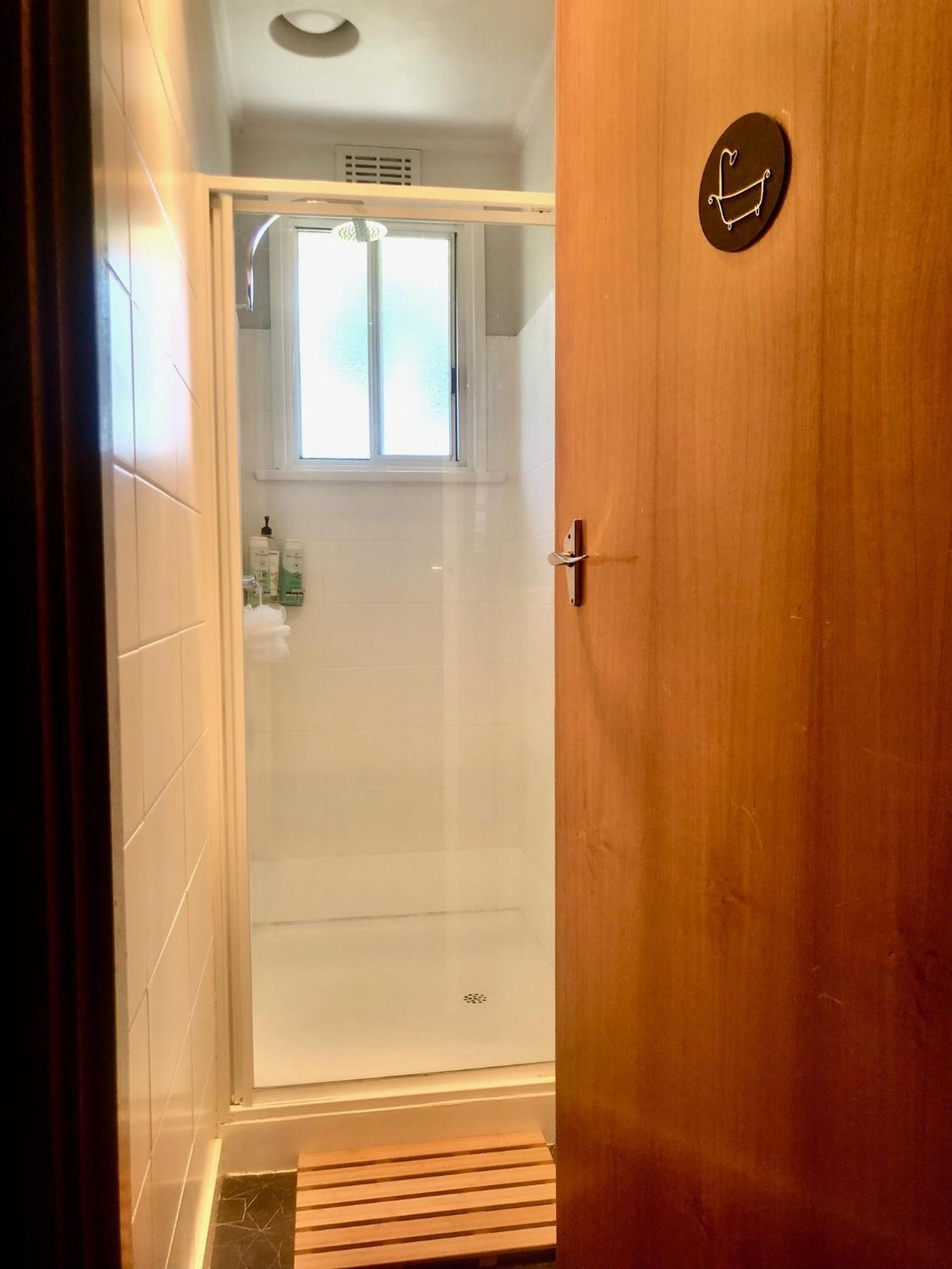 Lovely Budget Vegan Homestay Launceston Extérieur photo